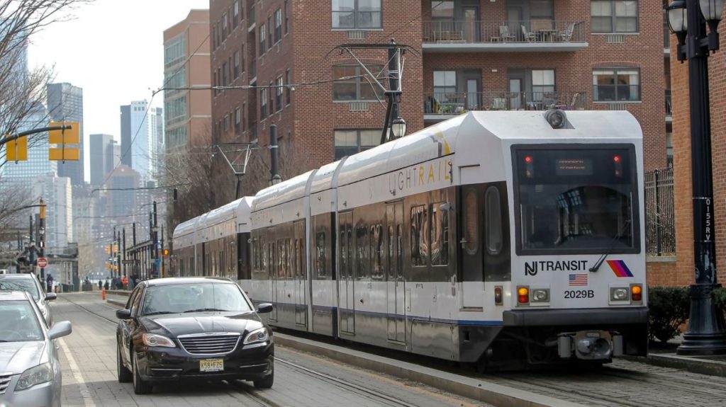 hudson bergen light rail schedule today